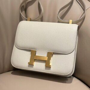 Classic Hermes Bag: A Stylish and Versatile Choice for Elegance